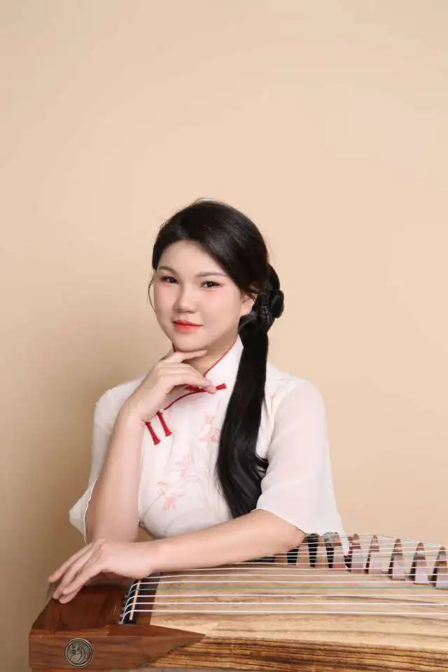 古筝_李李