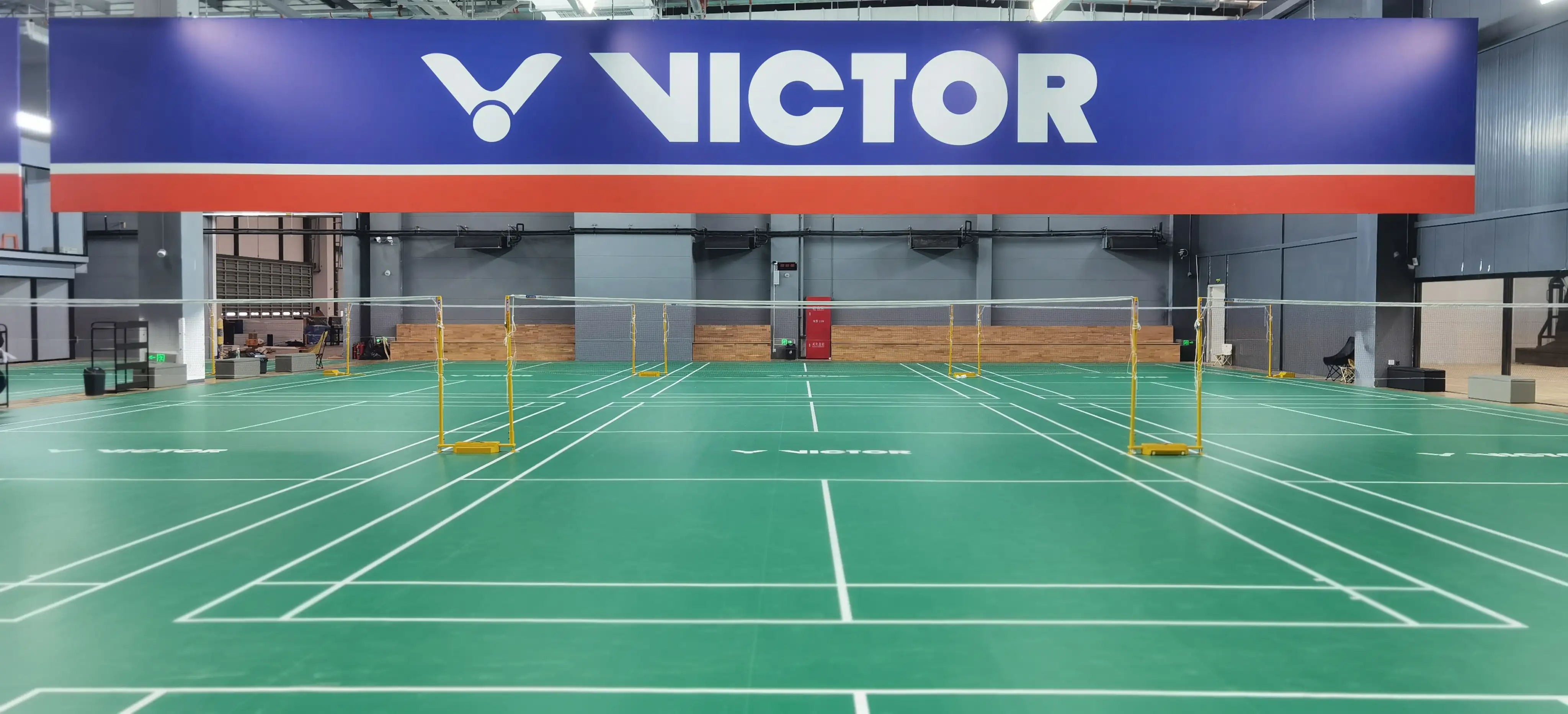 羽毛球-青浦漕盈路_cover